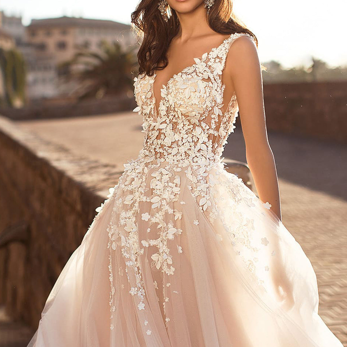 New summer new women's clothing sexy lace dress sleeveless deep V-neck wedding embroidery, long dress