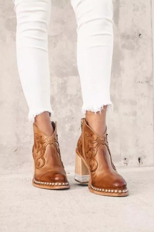Cross-Border Foreign Trade plus Size HOTan and NEWn Embroidery Fashion Boots Women's Rivet Welt Acrylic Crystal High Heel Boots