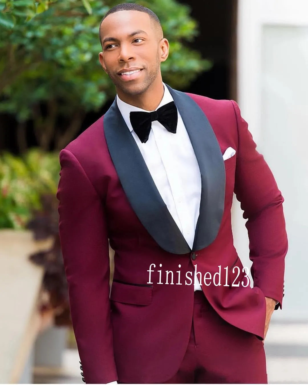 Stylish Design Groom Tuxedos One Button Shawl Lapel Groomsmen Best Man Suit Mens Wedding Suits Customize Size